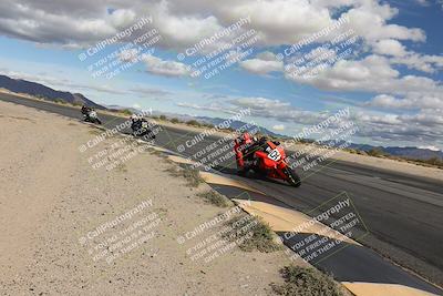 media/Nov-16-2025-Race Pace (Sun) [[8c5fa54630]]/Verified Riders/6-Turn 10 Inside (1145am)/